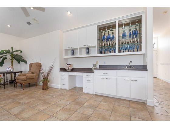 Desk/Wet Bar in Living Area. - Single Family Home for sale at 62 Tarpon Way, Placida, FL 33946 - MLS Number is D6121925