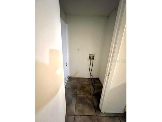 Inside Laundry hook up in all units. - Duplex/Triplex for sale at 3476 Winton Ave, Sarasota, FL 34234 - MLS Number is P4918358