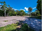 Vacant Land for sale at 1329 N Lake Shore Dr, Sarasota, FL 34231 - MLS Number is A4508035