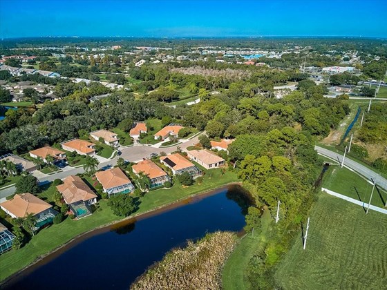 Community tennis courts - Single Family Home for sale at 7184 Drewrys Blf, Bradenton, FL 34203 - MLS Number is A4519019