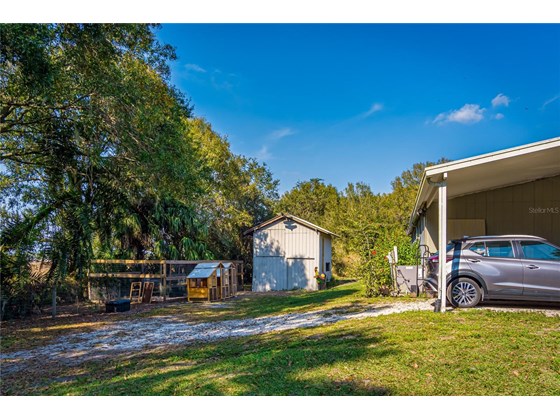 Single Family Home for sale at 16411 Waterline Rd, Bradenton, FL 34212 - MLS Number is A4519463