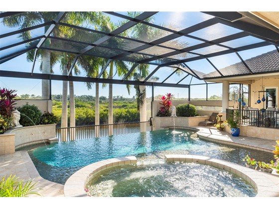 Beautiful fountains and breathtaking views never disappoint! - Single Family Home for sale at 1012 Bayview Dr, Nokomis, FL 34275 - MLS Number is A4521028