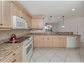 Kitchen - Condo for sale at 147 Tampa Ave E #702, Venice, FL 34285 - MLS Number is N6116949